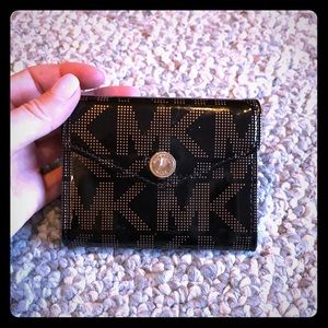 Michael Kors change wallet
